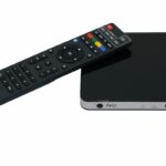 TVIP S-Box v.600 IPTV/OTT 4K UHD Media Player schwarz/silber